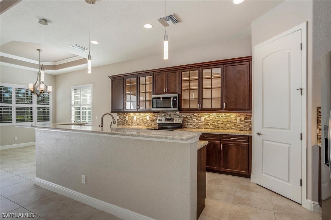 1646 Serrano CIR