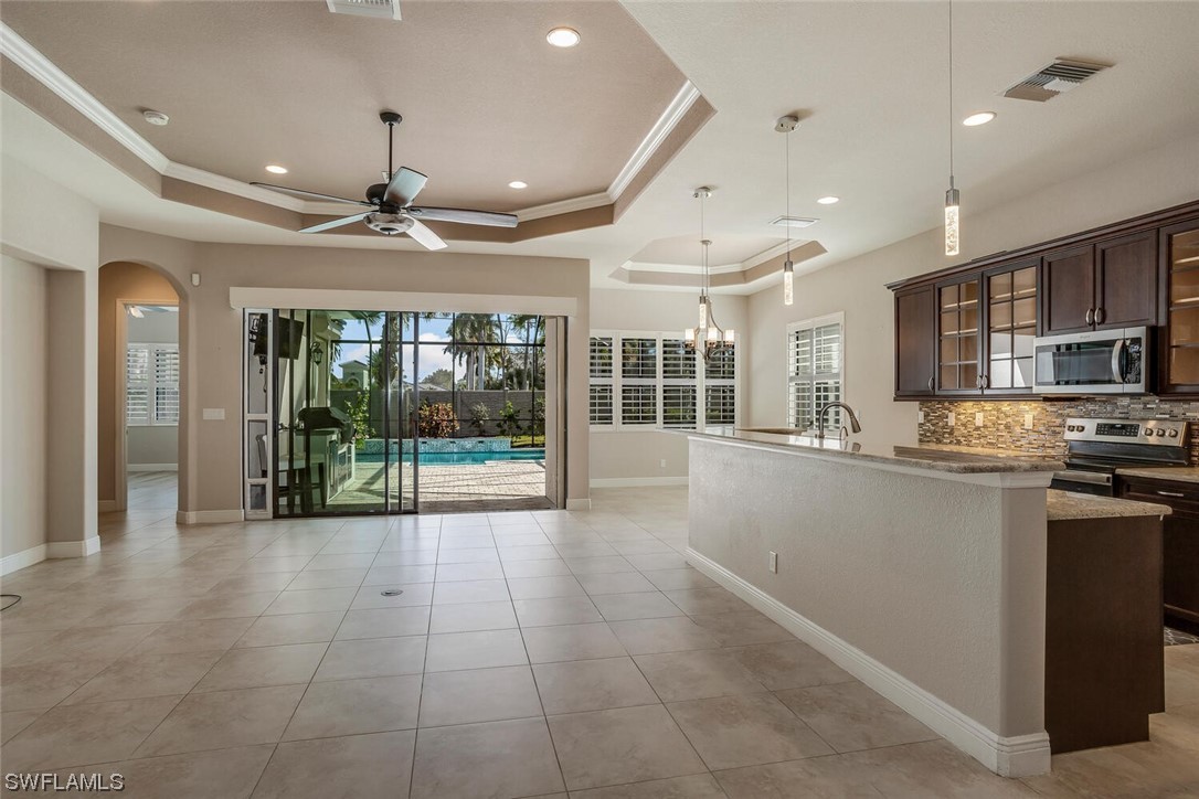 1646 Serrano CIR