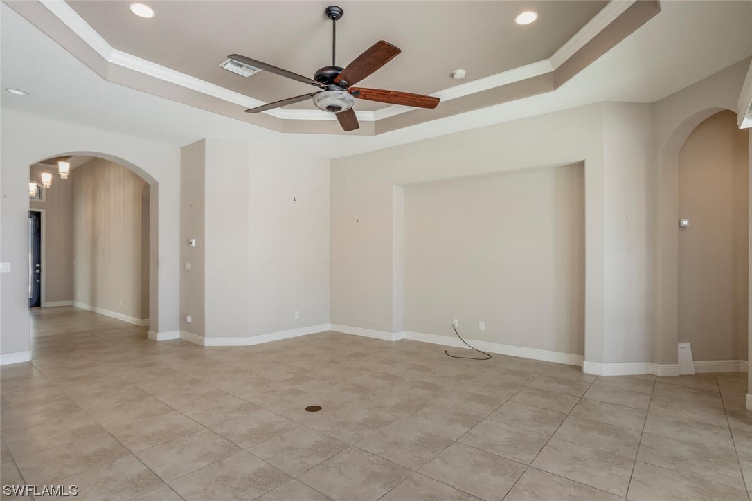 1646 Serrano CIR