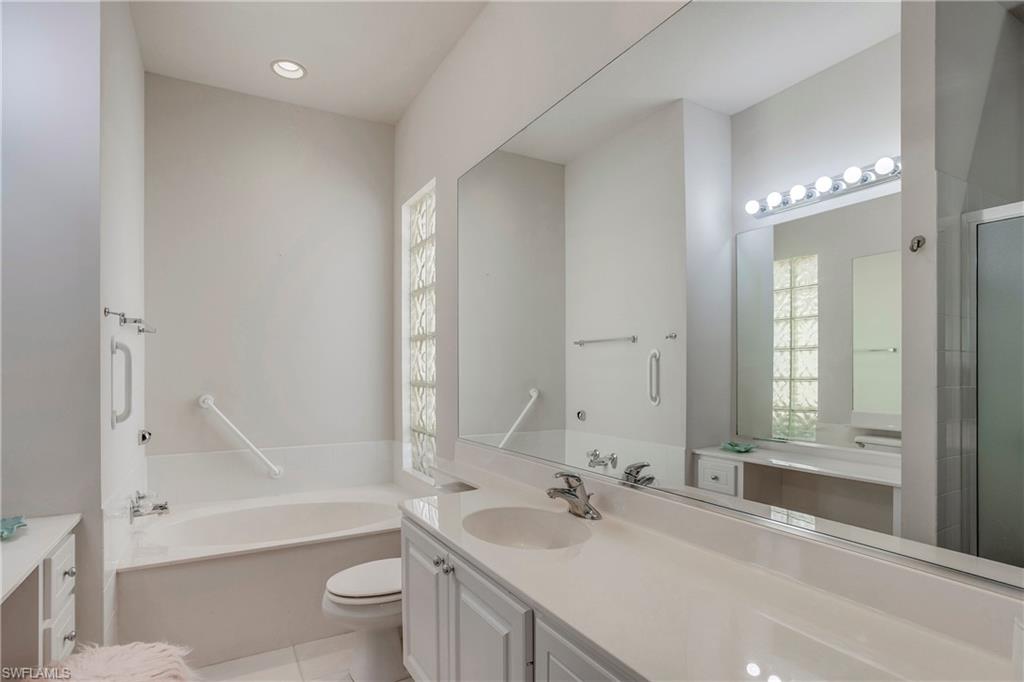 3899 Valentia WAY