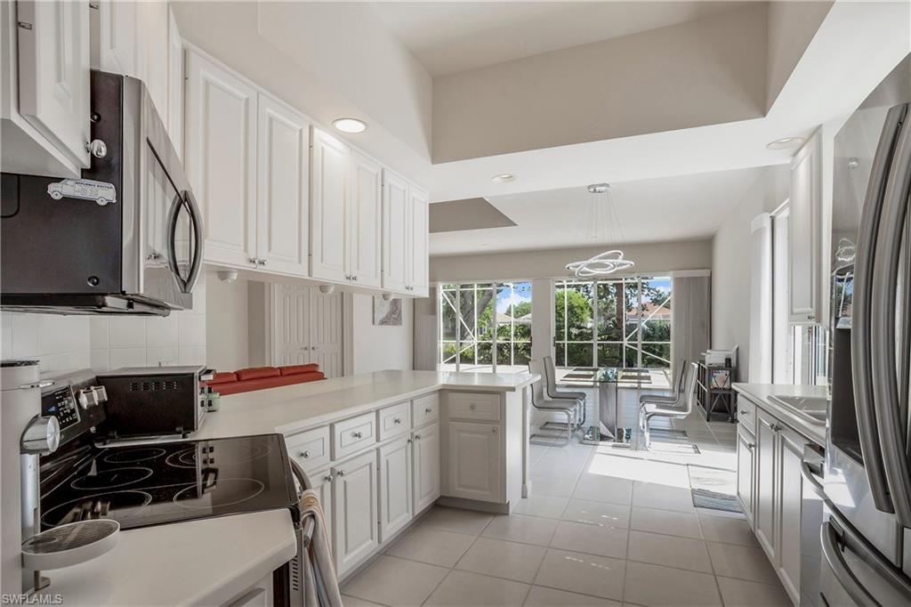 3899 Valentia WAY