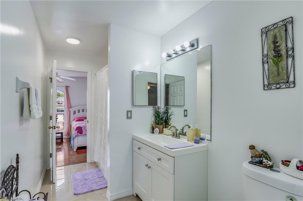 1228 NW 14th PL