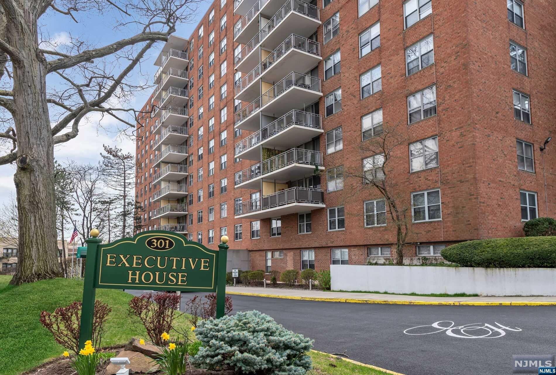 301 Beech Street 2K