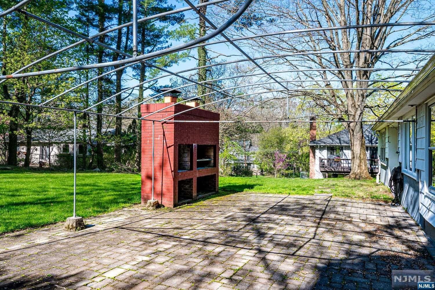 786 Arrow Lane