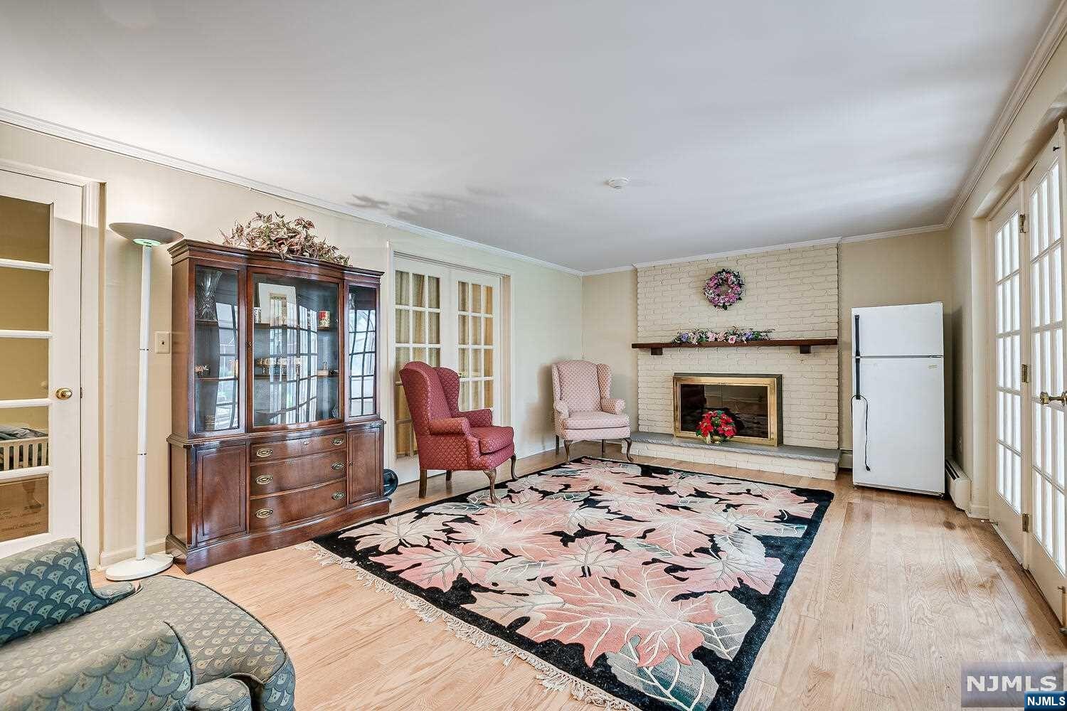 786 Arrow Lane