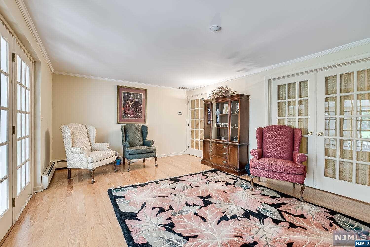 786 Arrow Lane