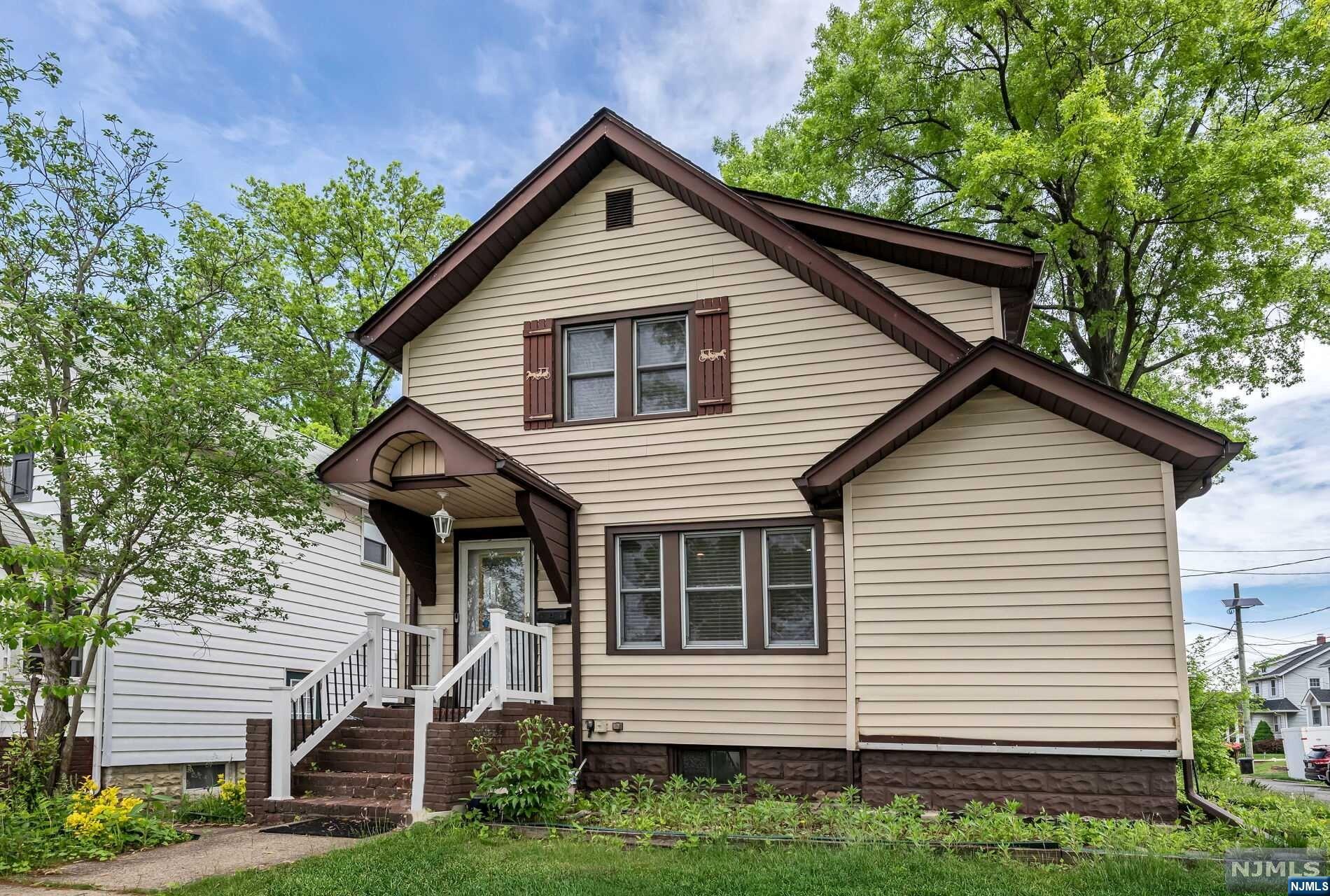 114 Columbia Avenue