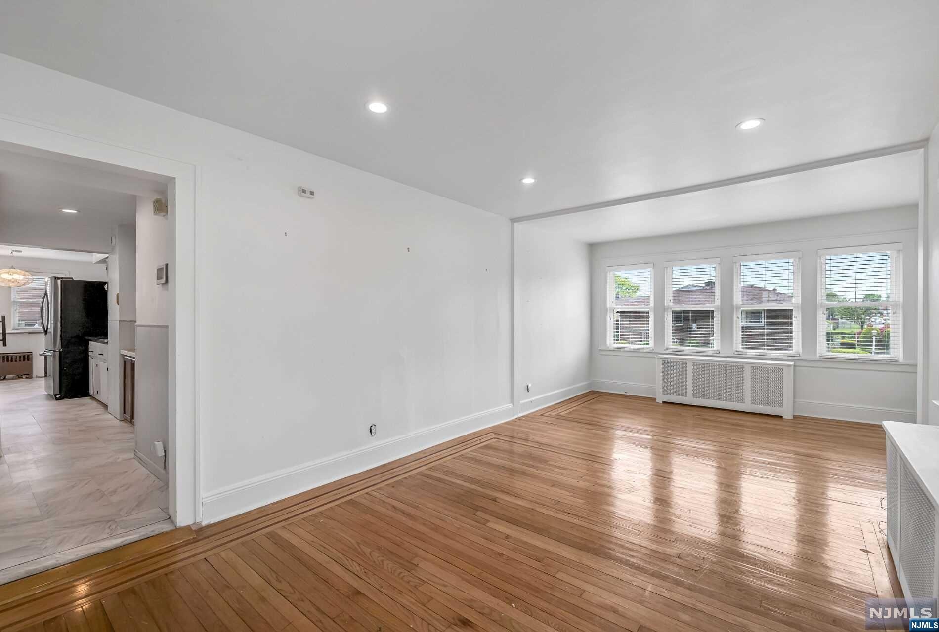 114 Columbia Avenue