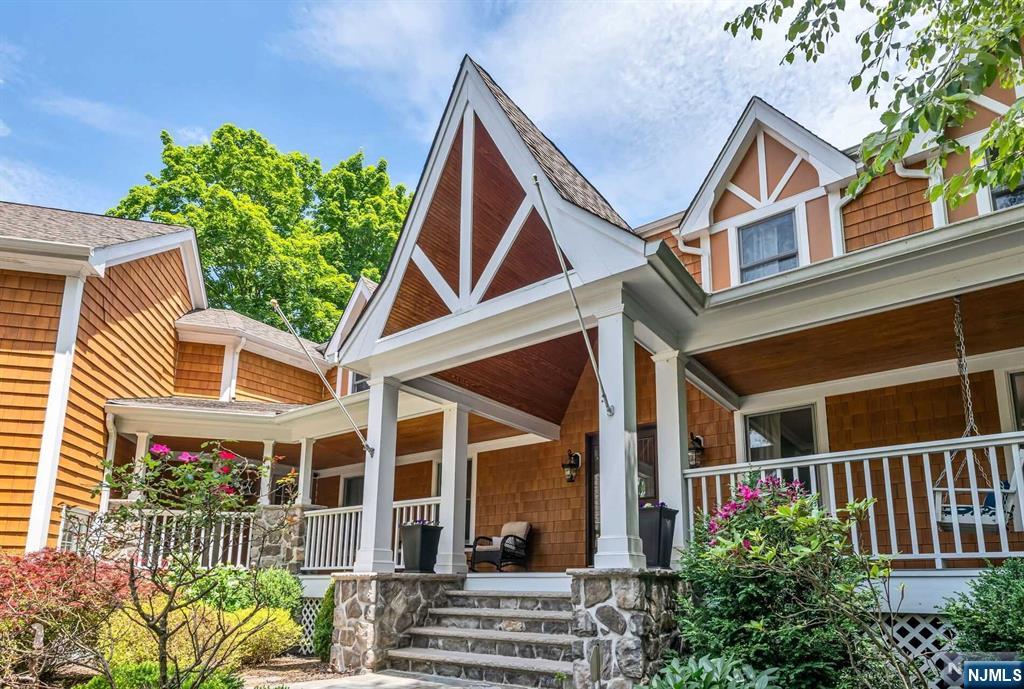 554 East Saddle River Road