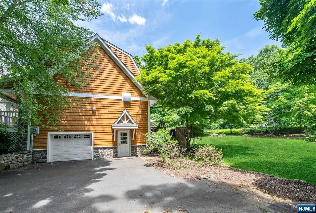 554 East Saddle River Road