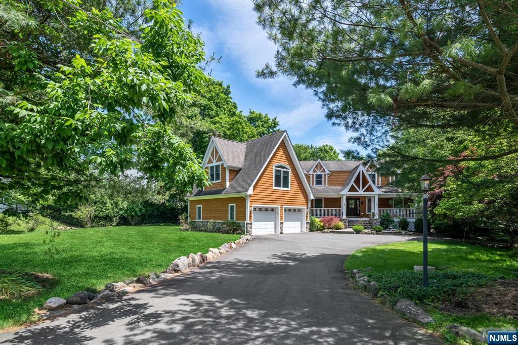 554 East Saddle River Road