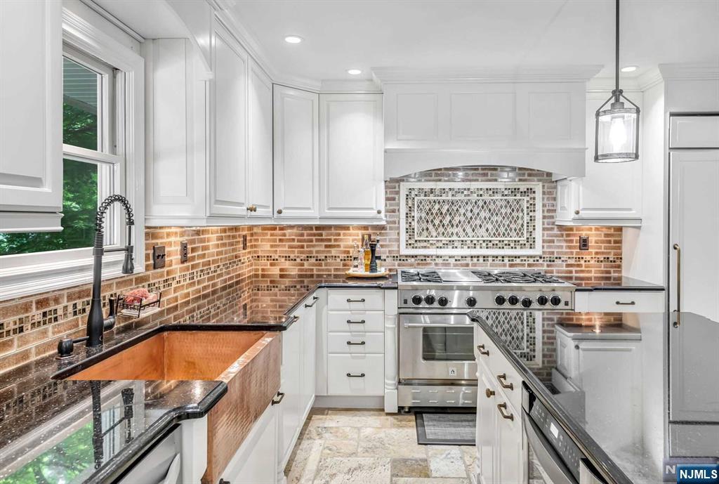 554 East Saddle River Road
