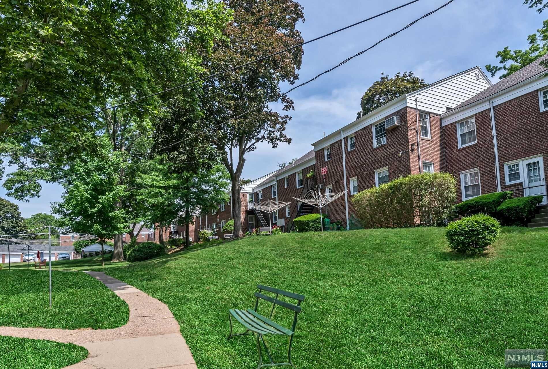 153 River Drive