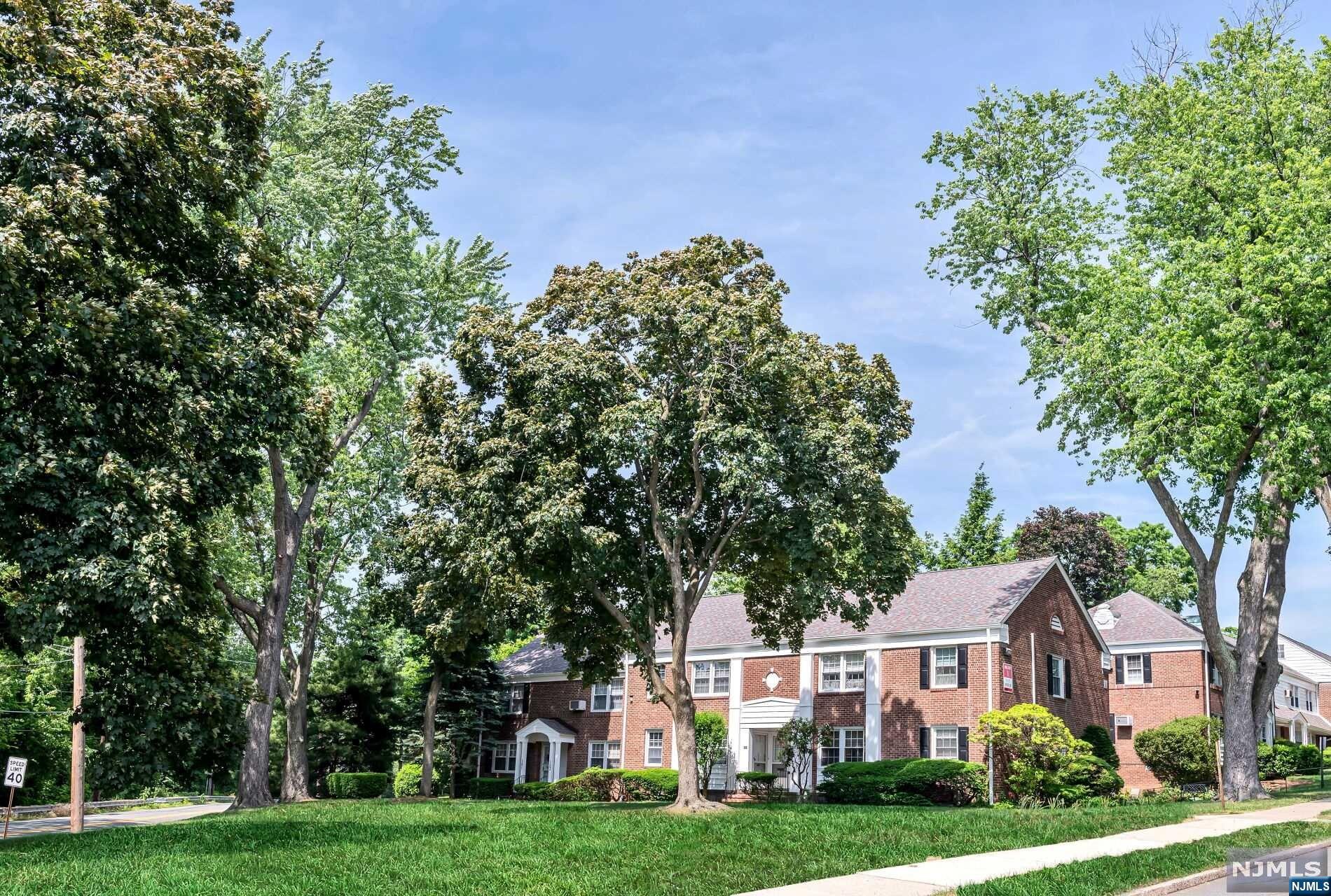 153 River Drive