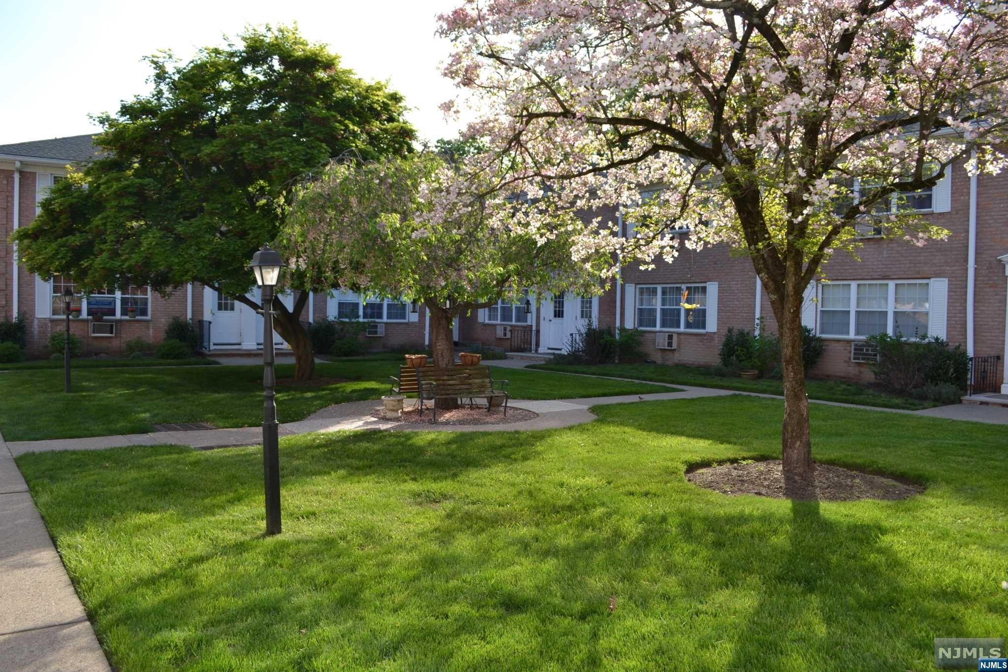 45 Maltbie Avenue 2B