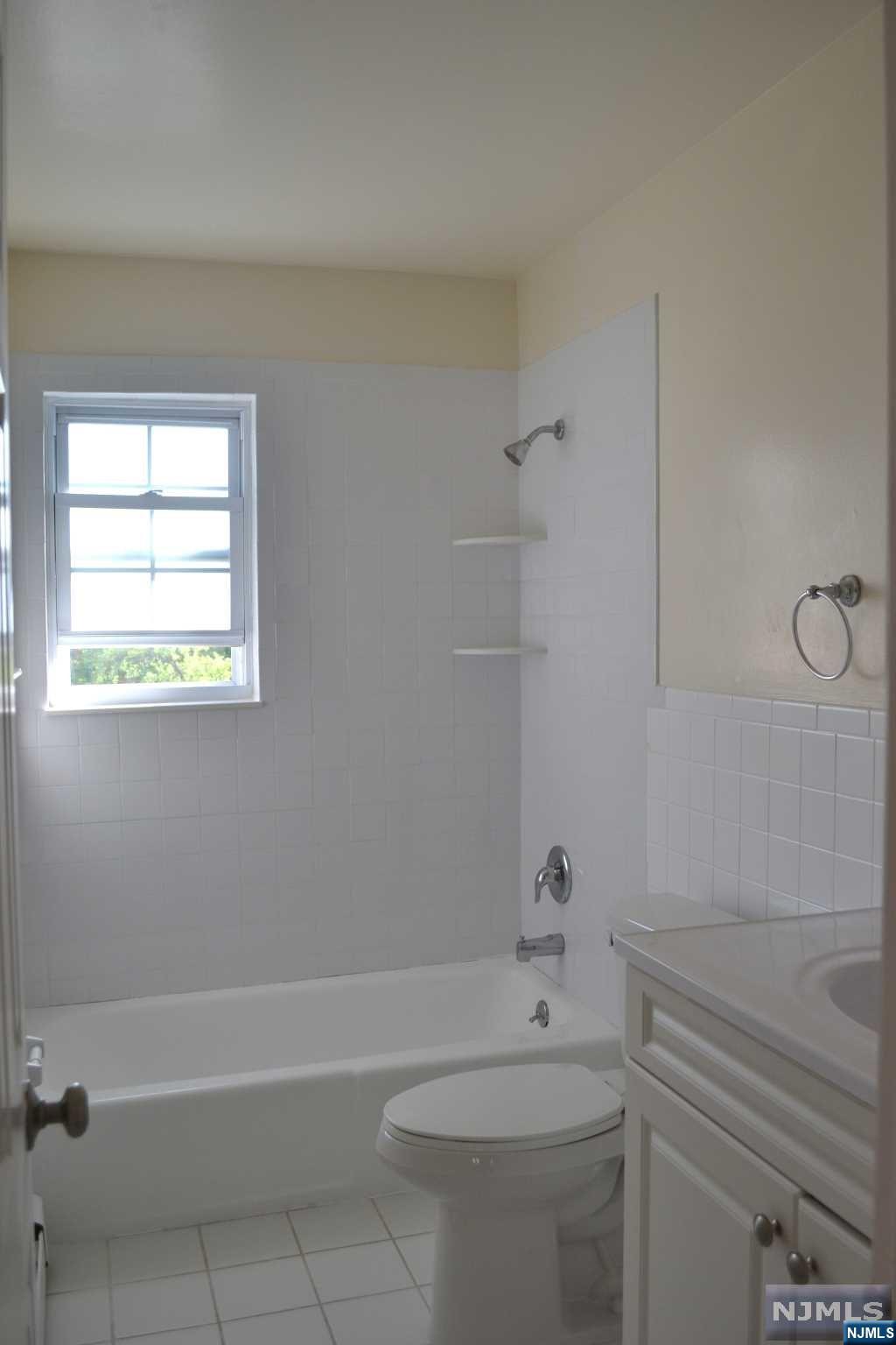 45 Maltbie Avenue 2B
