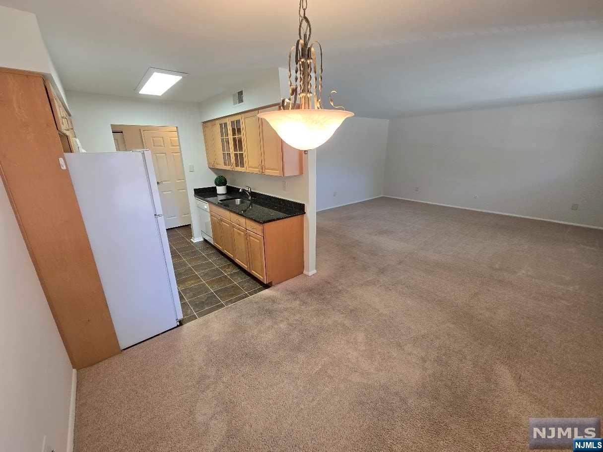 32-1 Tamaron Drive