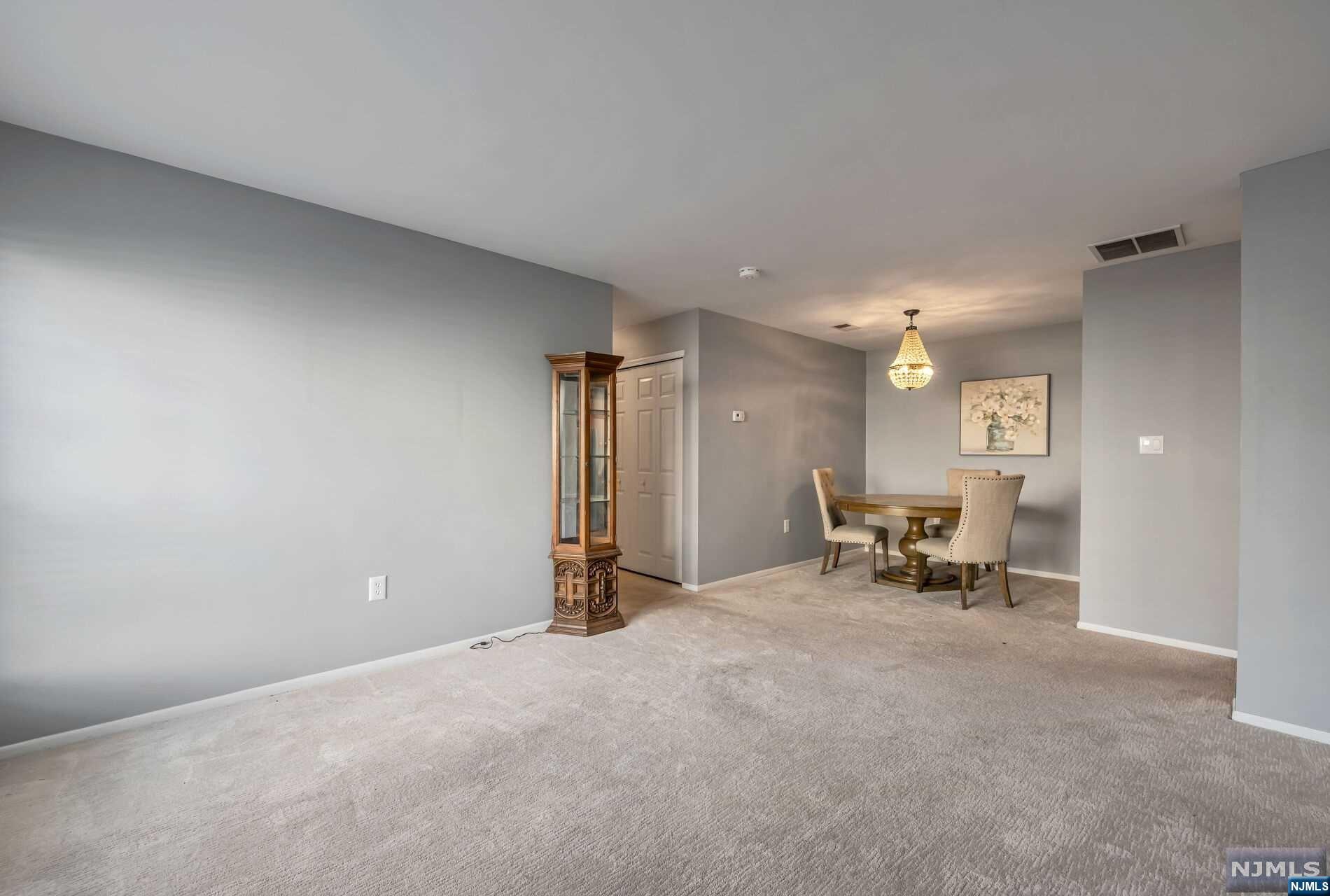 1008 Cumberland Court