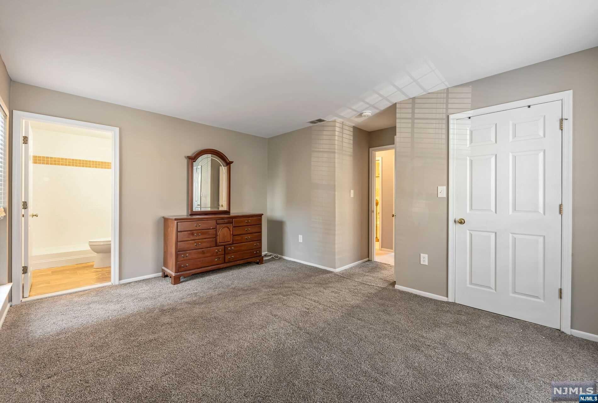 1008 Cumberland Court