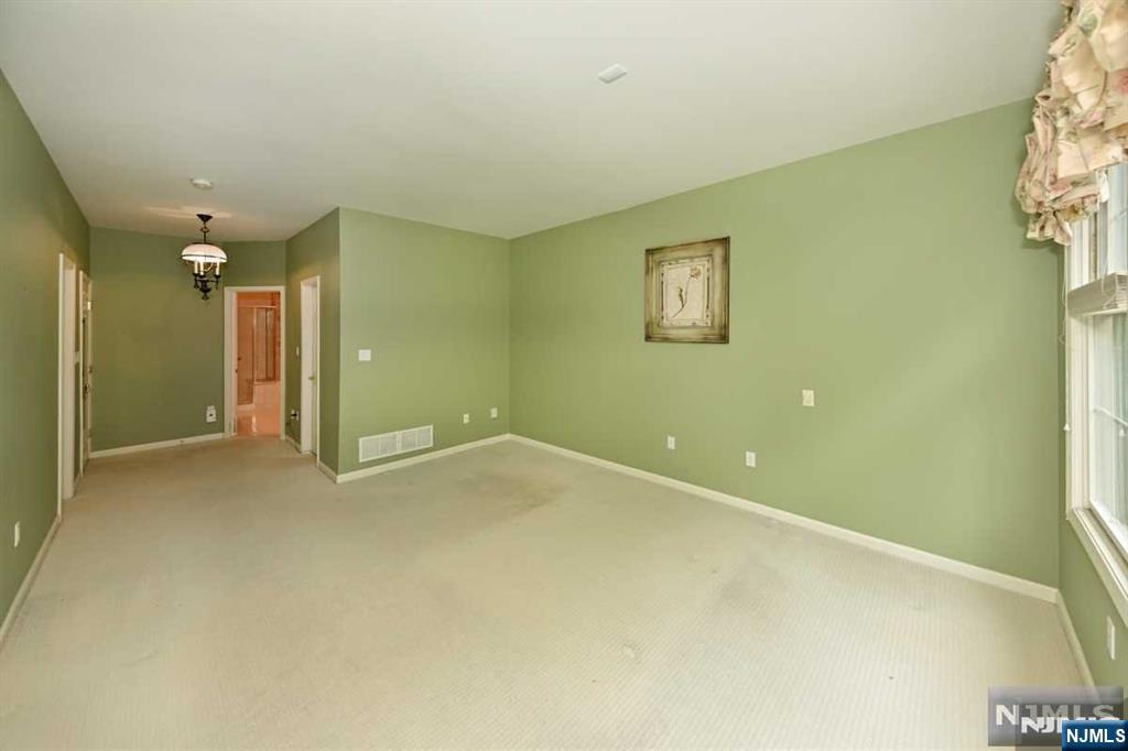 18 Alpine Drive
