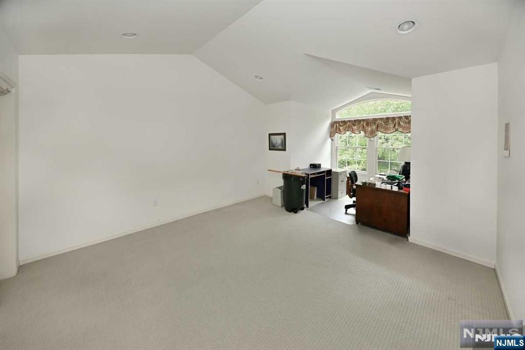 18 Alpine Drive