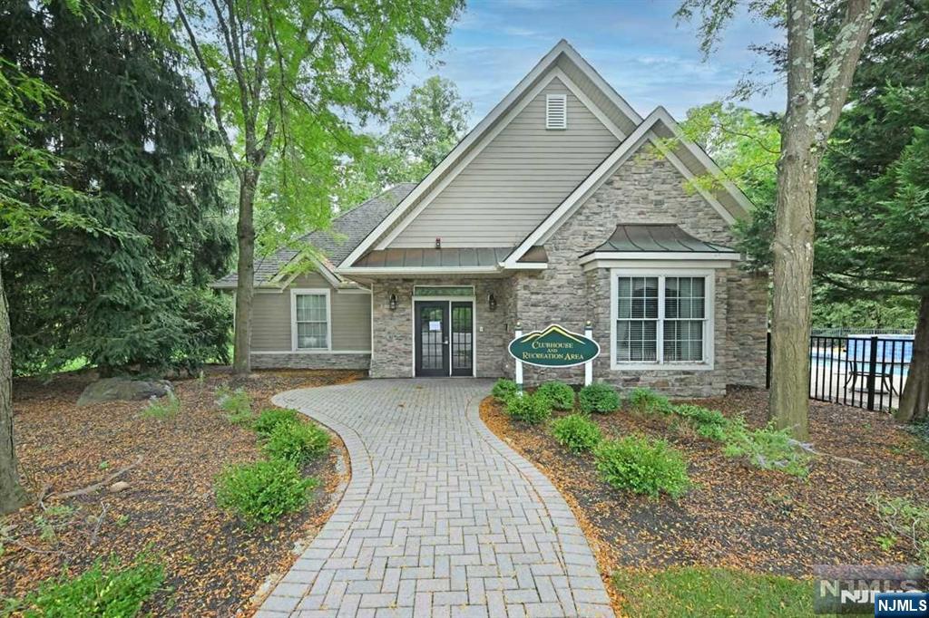 18 Alpine Drive