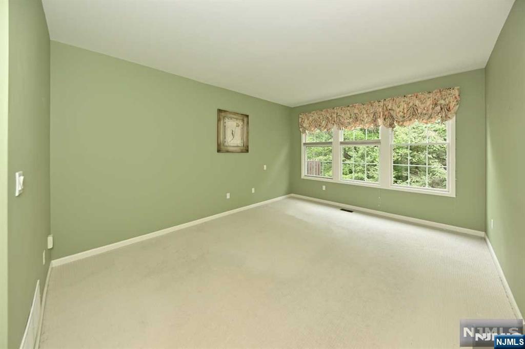 18 Alpine Drive