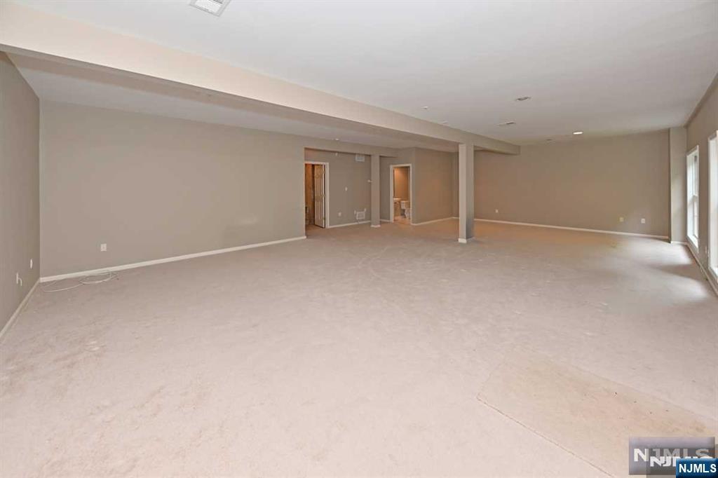 18 Alpine Drive