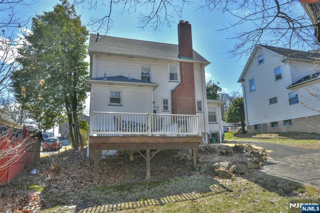 106 W Avenue