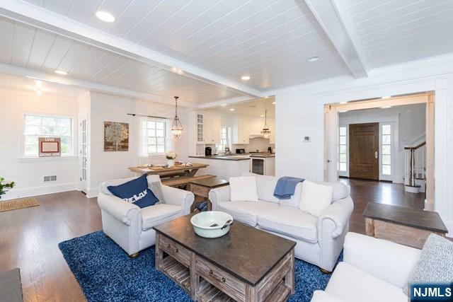 309 Sleepy Hollow Lane