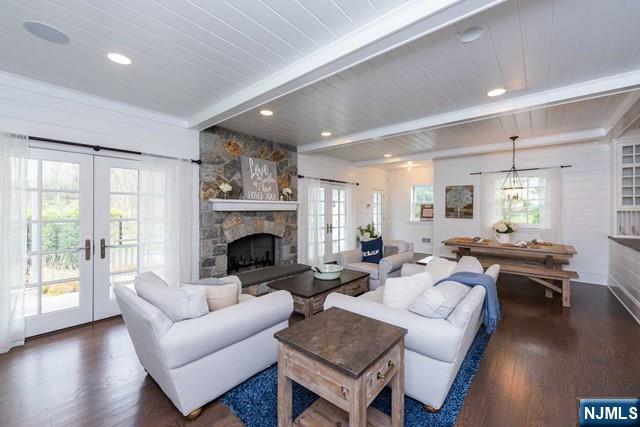 309 Sleepy Hollow Lane