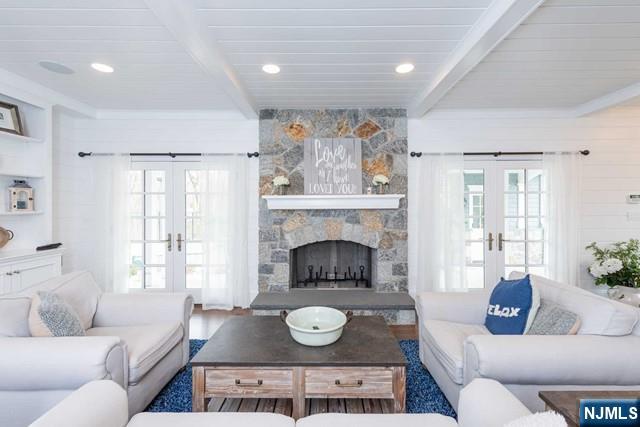 309 Sleepy Hollow Lane