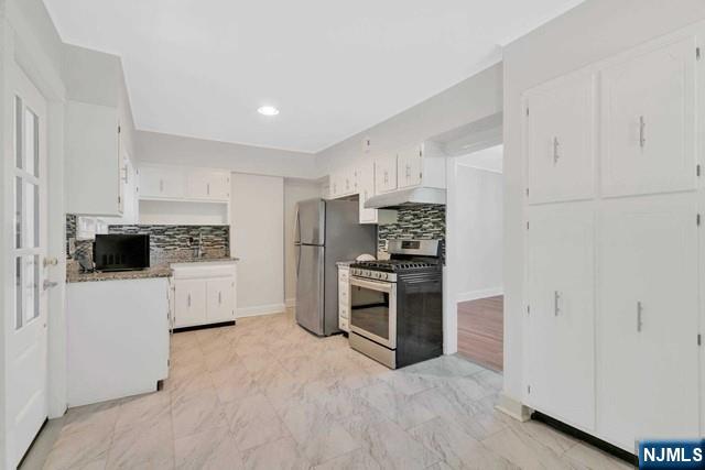 132 Hollywood Avenue