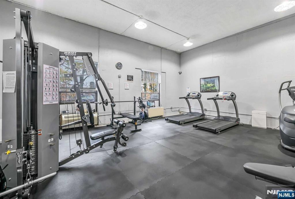 170-202 Lafayette Ave Avenue 101