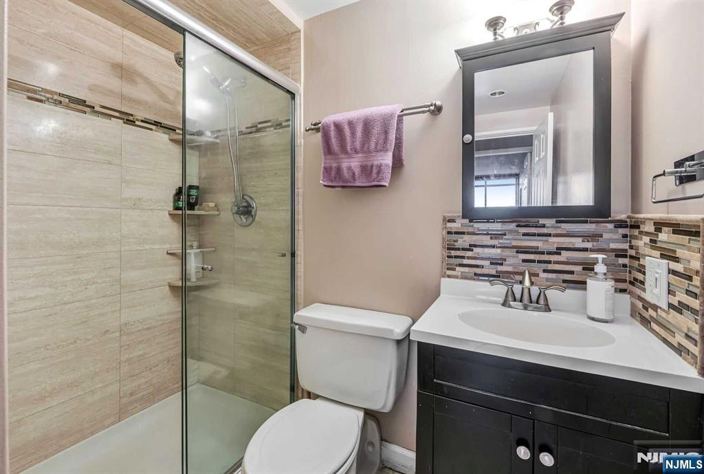 170-202 Lafayette Ave Avenue 101