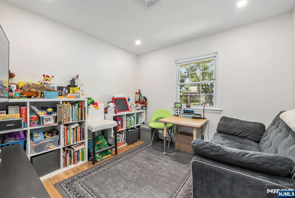 440 Yuhas Drive