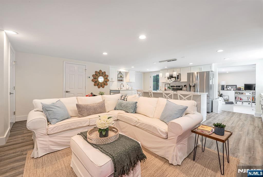 440 Yuhas Drive
