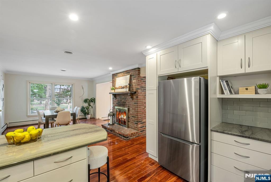 26 Murray Avenue