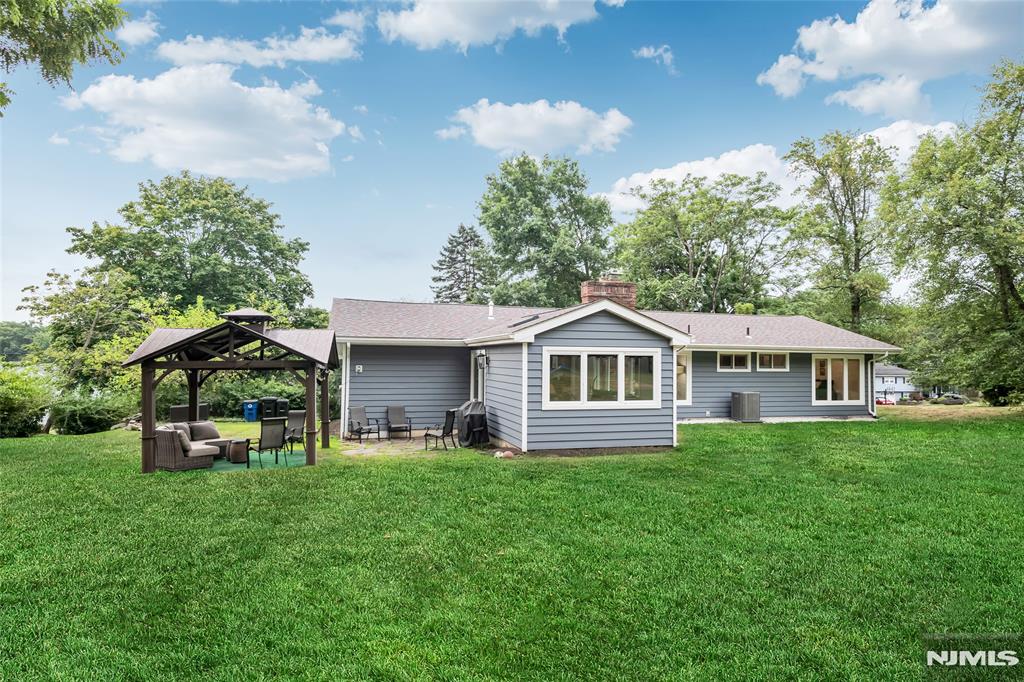 137 Elmwood Place
