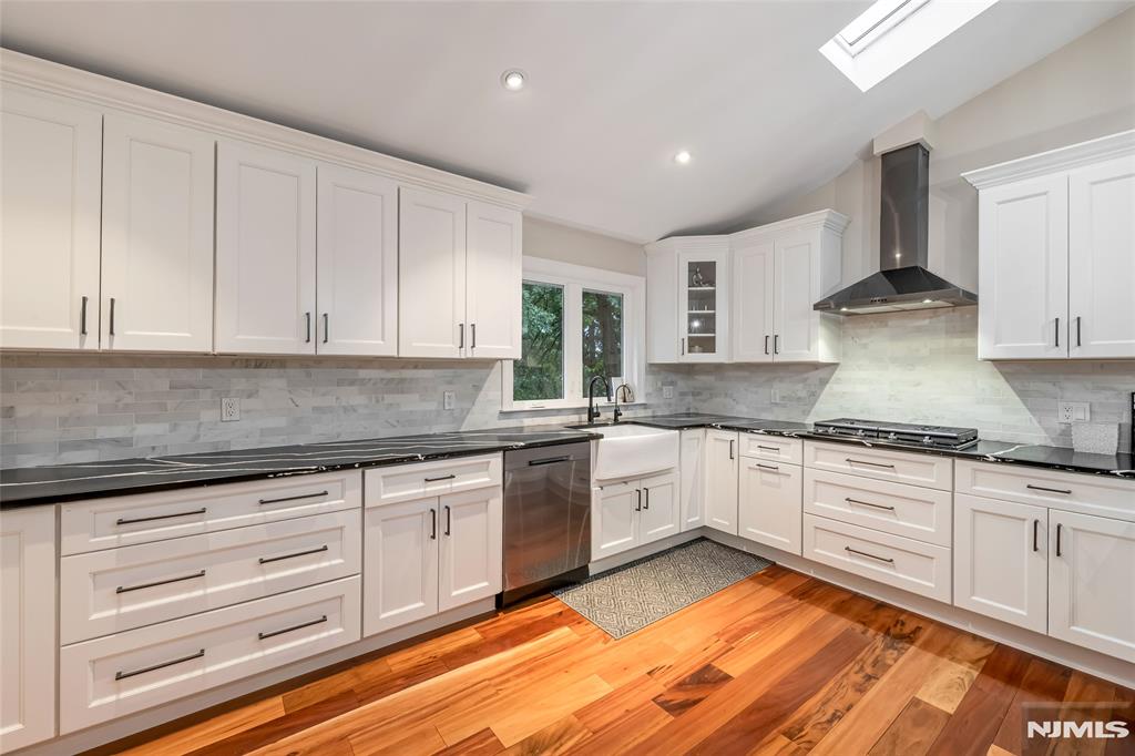 137 Elmwood Place
