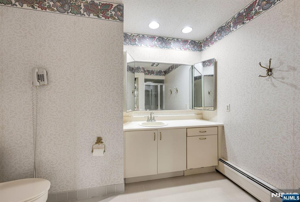 444B Bromley Place B