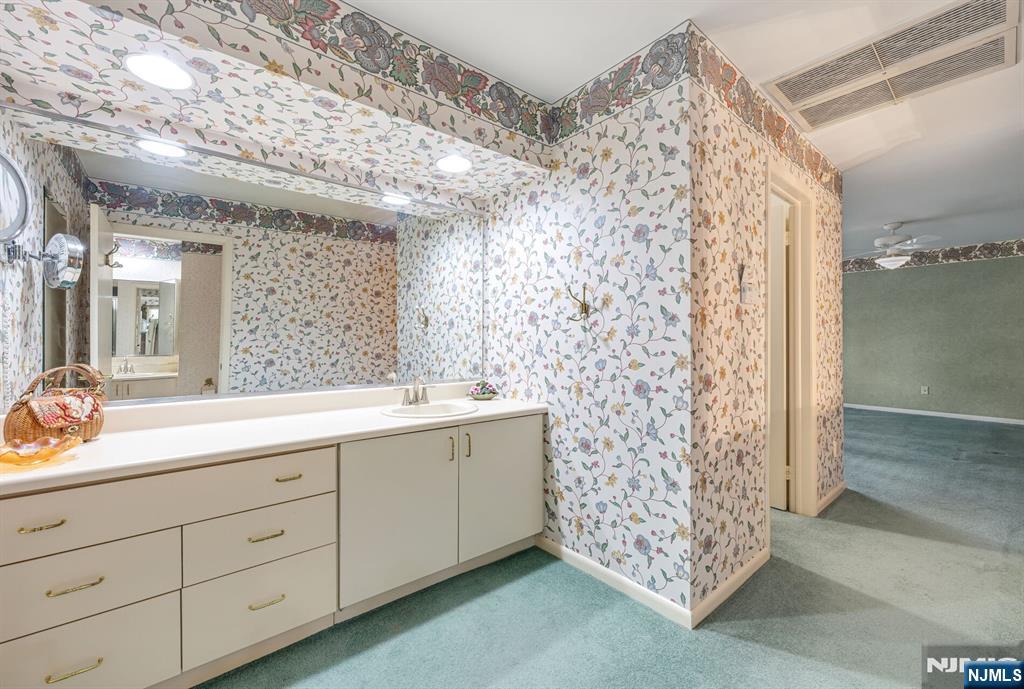 444B Bromley Place B