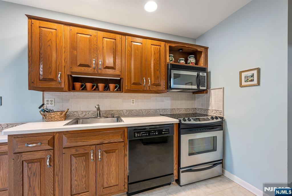 444B Bromley Place B