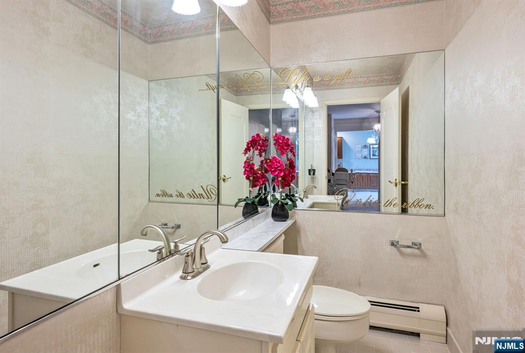 444B Bromley Place B