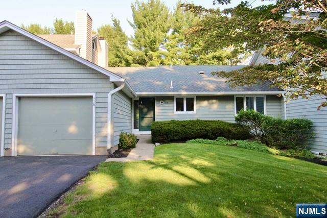 118 Vreeland Court
