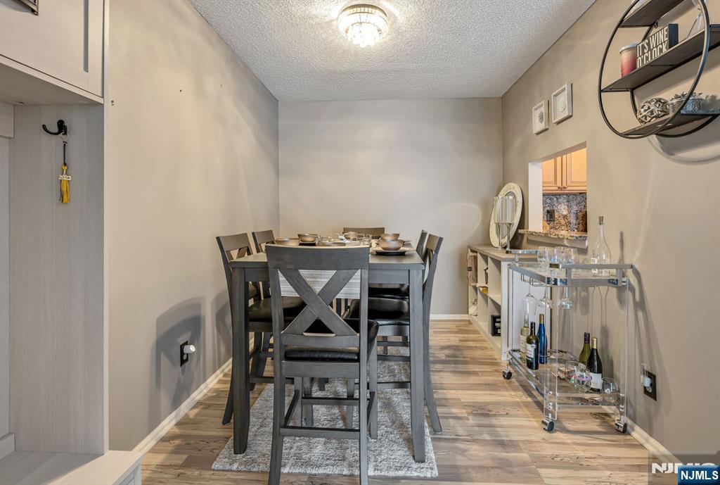 197 Robertson Way 917