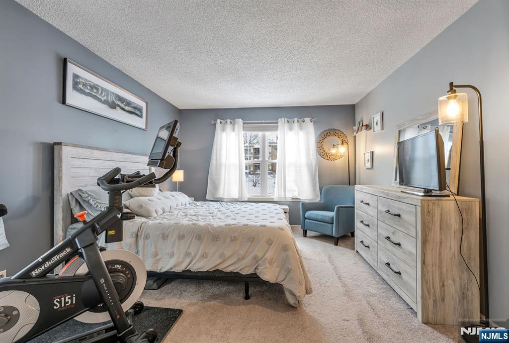 197 Robertson Way 917