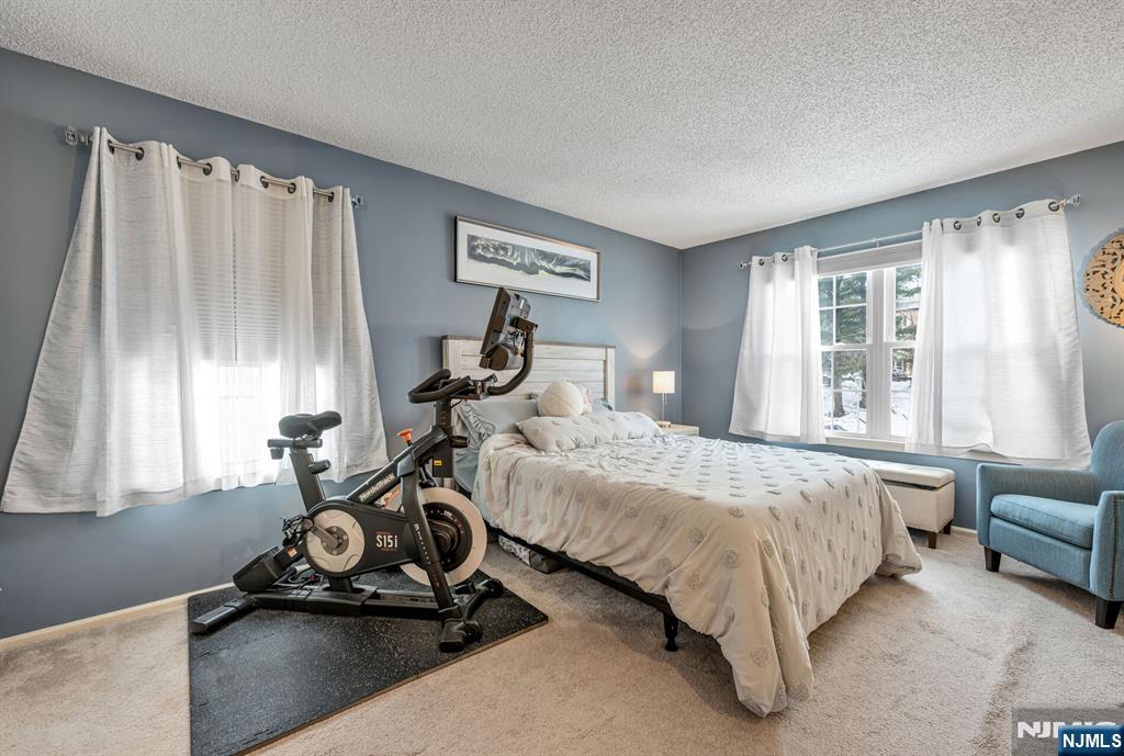 197 Robertson Way 917