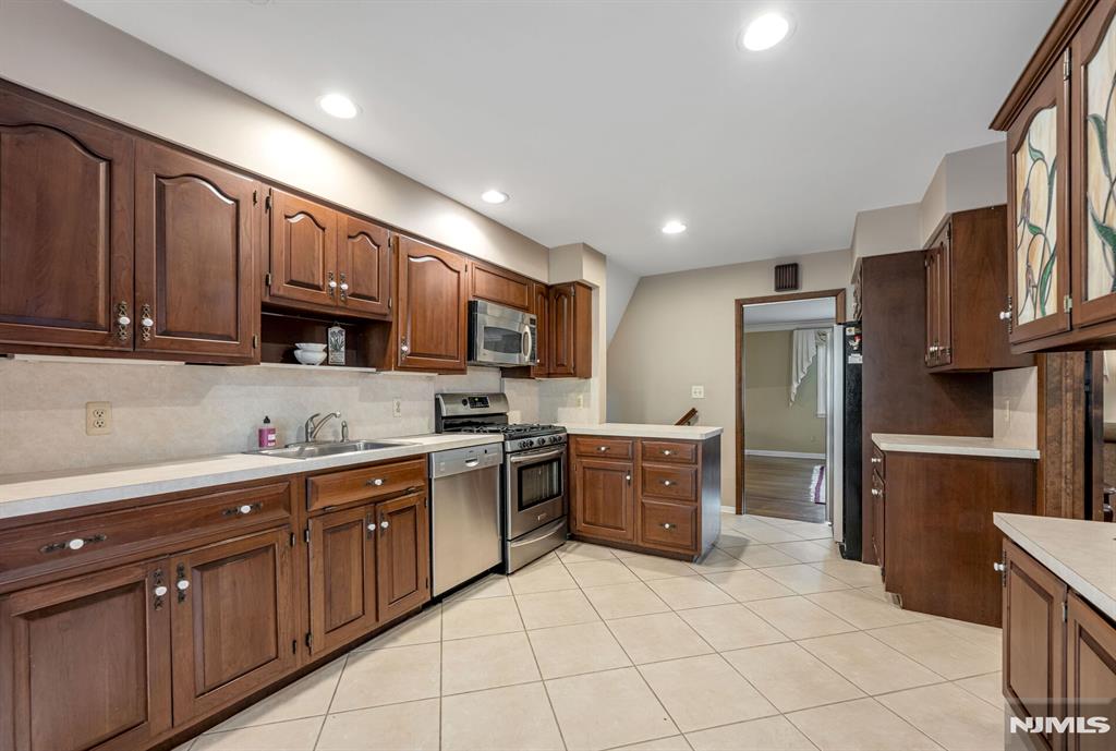 485 Eisenhower Court