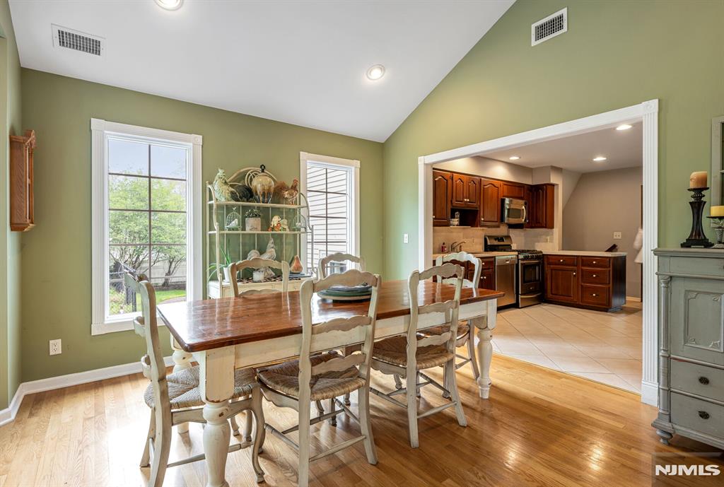 485 Eisenhower Court